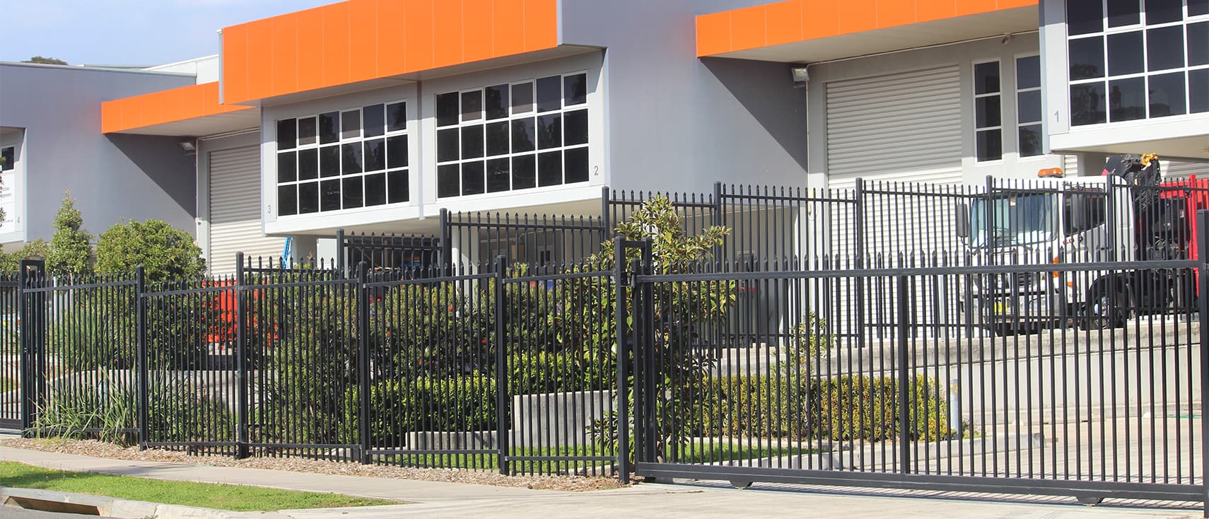 Portail automatique : fabrication, installation et dépannage par Xpert Maintenance