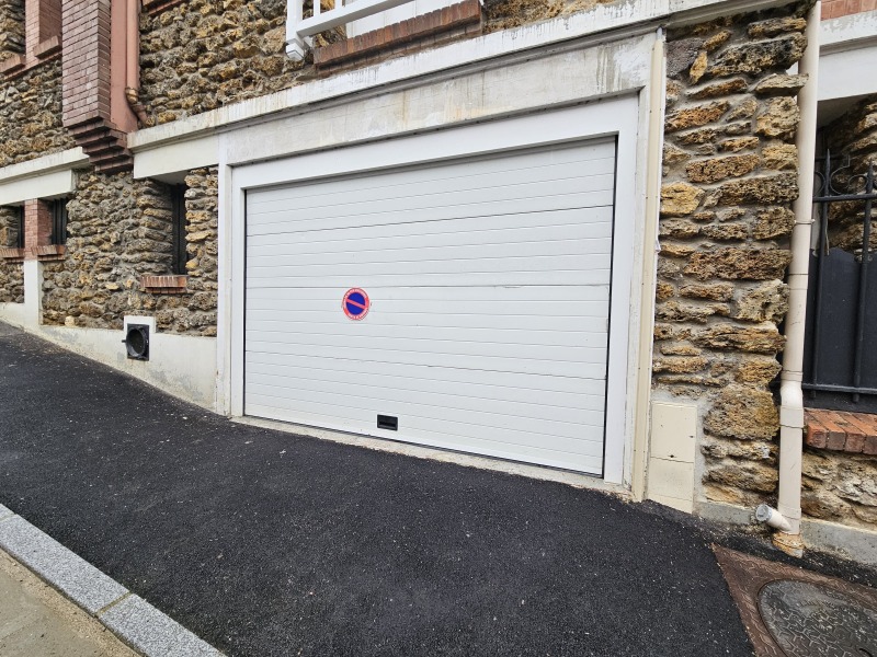 WhatsApp Image 2025-03-23 at 23.08.48