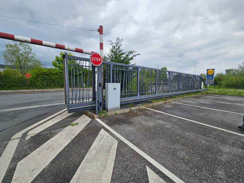 WhatsApp Image 2025-05-01 at 10.40.32