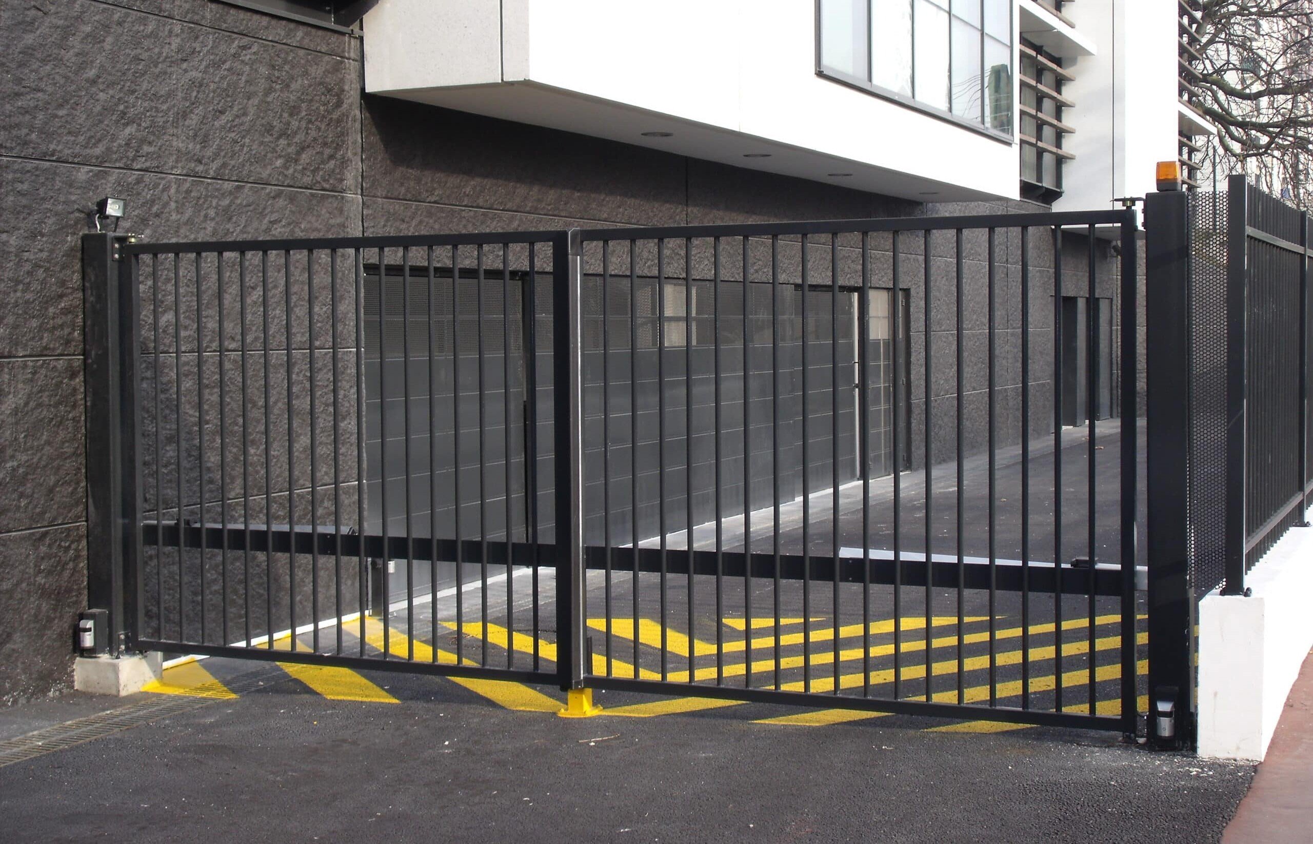 portail battant industriel05566