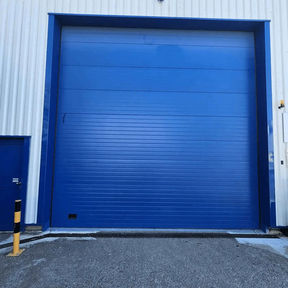 Installation Sur Mesure Porte Sectionnelle Industriel - xpert maintenance