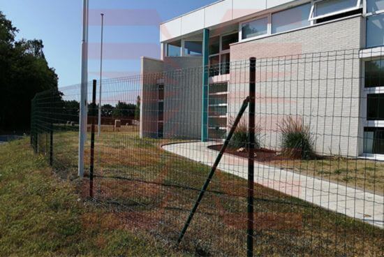 Installation Clôture grillage soudé industriel - Xpert Maintenance