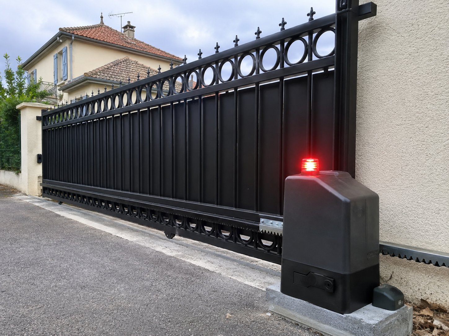 portail électrique clignote mais ne s'ouvre pas - voyant lumineux clignotant